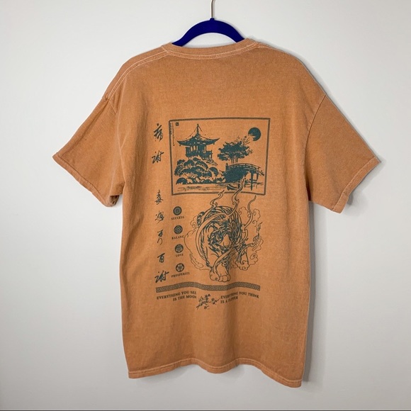 Nasty Gal Tops - Nasty gal orange Osaka relaxed graphic t shirt